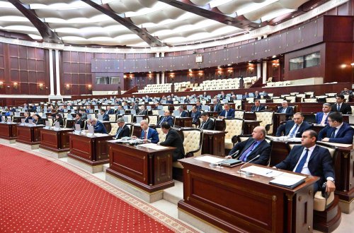 “Rəqabət Məcəlləsinin təsdiq edilməsi haqqında” Qanun layihəsi ikinci oxunuşda qəbul edilib