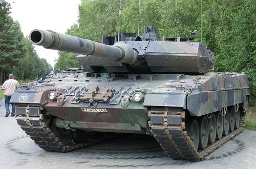 İsveçrə 25 tankın Almaniyaya qaytarılmasına razılıq verib