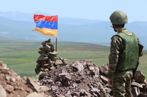 Ermənistanın hərbi büdcəsi artırılır