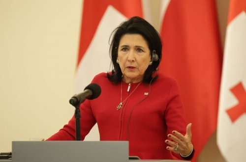 Gürcüstan prezidenti etnik azlıqlara müraciət edib