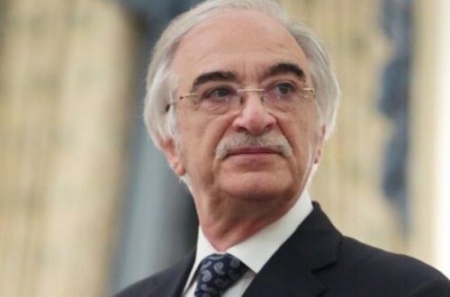 Səfir deputat olmaq istəyir