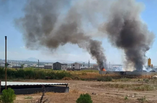 Ermənistanda yanacaq anbarı yanır