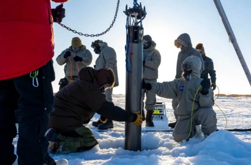 NASA Arktikada buz qatının altında kəşfiyyat işləri aparacaq sualtı robotlar hazırlayıb