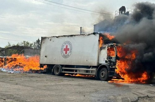 Rusiya Donbasa raket zərbələri endirib, BQXK-nin üç əməkdaşı ölüb, ikisi yaralanıb