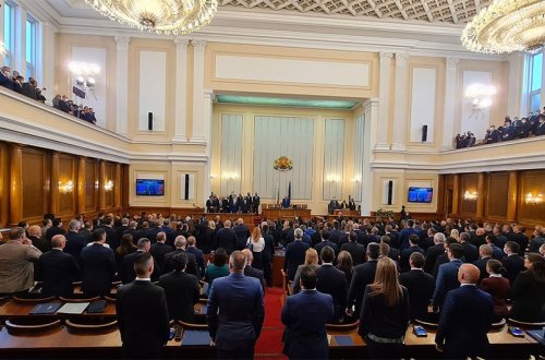 Bolqarıstanın yeni parlamentinə səkkiz siyasi birlik daxil ola bilər